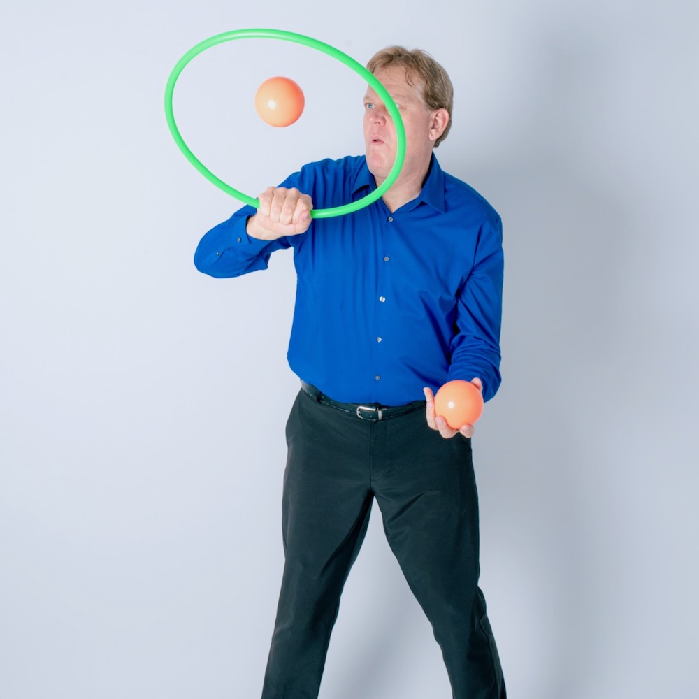 Ring and Ball Juggler